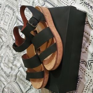 Naturalizer Brooke Sandals
